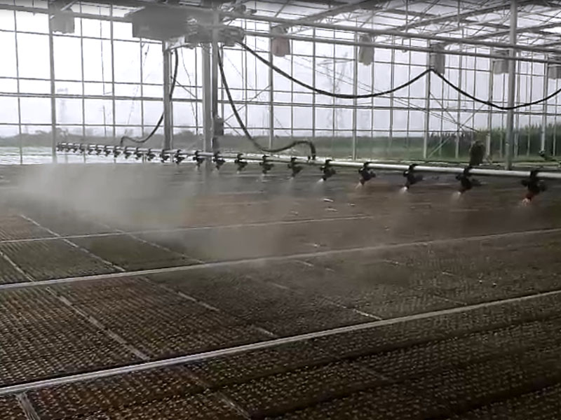 自动喷淋-智能农业温室建设